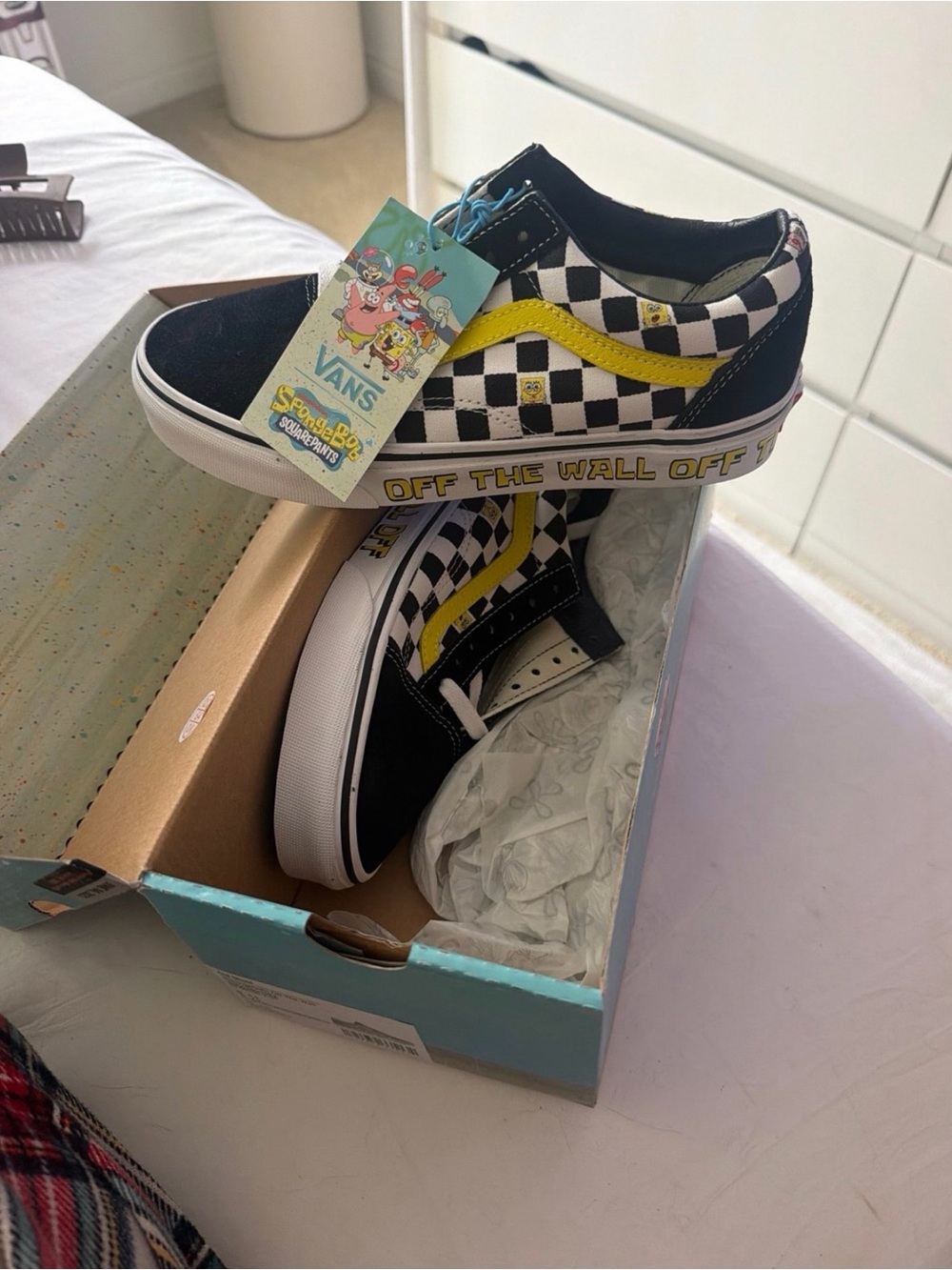 Vans Kids Checkerboard Low Top Sneakers in Black, White & Yellow